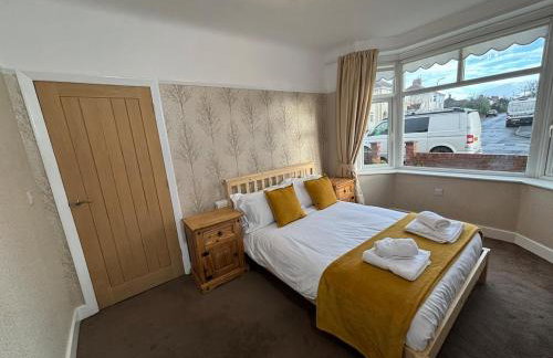 Entire House, Parking, Facilities, sleeps up to 6, suitable for contractors, families or NHS - Foto 27