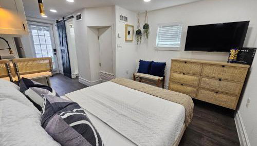 The Hideaway DT Orlando Tiny Home w Free Parking - Foto 4