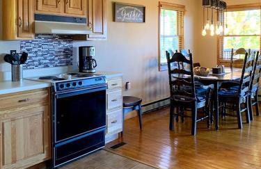 Charming Cabin Rental Perfect for an Adirondack Getaway - Foto 26