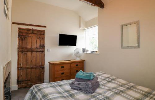 Milford Cottage - Photo 10