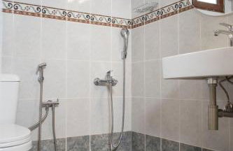 Rokani Sofita I at Kalavrita Center - Photo 7