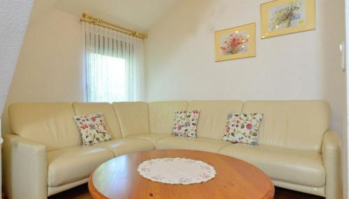 Quaint Apartment in Eimelrod near Lake and Water Sports - Photo 2