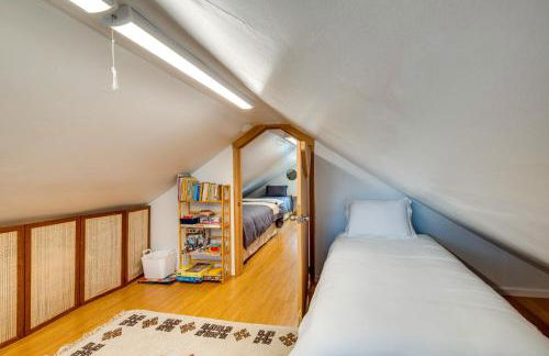 Peaceful Cloverdale Home - Walk to Winema Beach - Foto 17