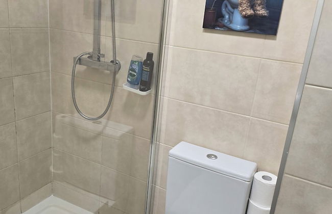 Free Private Transport From Any Dublin Port - Photo 13