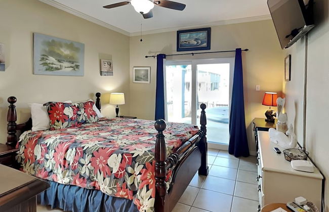 Pickled Pirate by Miss Kitty’s - Photo 32