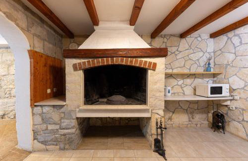 Villa Bella Pietra with private pool, sauna - Photo 21