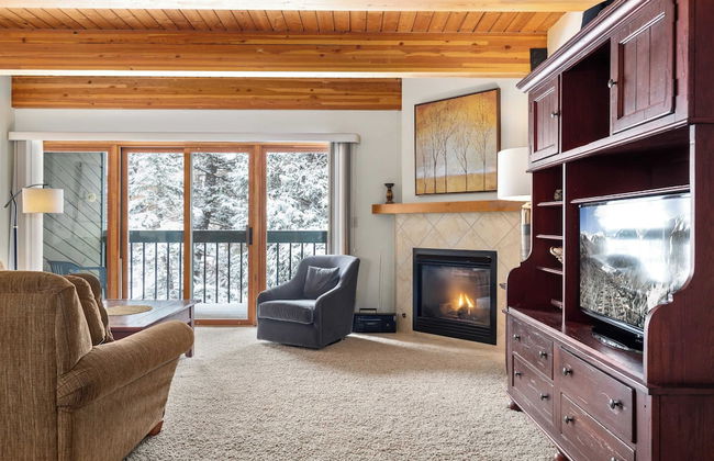 Riverside Condos A102 by Avantstay Condo Close To Downtown, Town Park & Ski Lift #8 - Foto 12