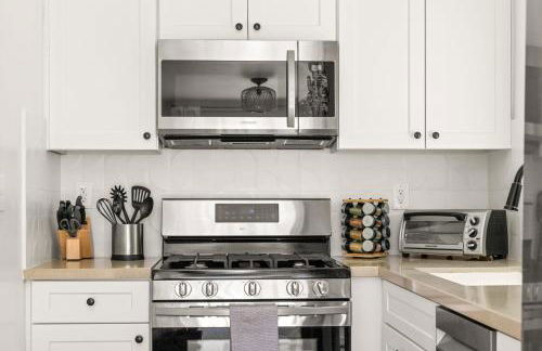 Modern and Cozy in PB with Patio and Firepit - Foto 19