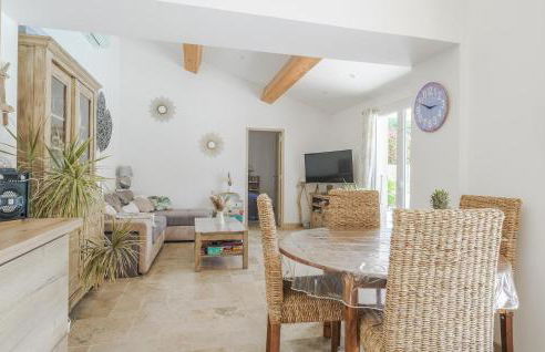 1 Bedroom Gorgeous Home In Auriol - Foto 8