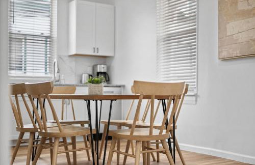 Pittsburgh Spacious and Modern Three Bedroom Apartment with Free Parking - Foto 12