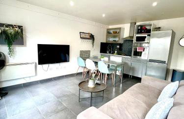 Fabulous Apartment AC Lovely Terrace 10 min Paris - Photo 17