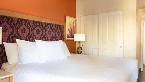 Beautiful Resort amenities enjoyed with this 1BD resort condo on South Las Vegas Blvd - Foto 3