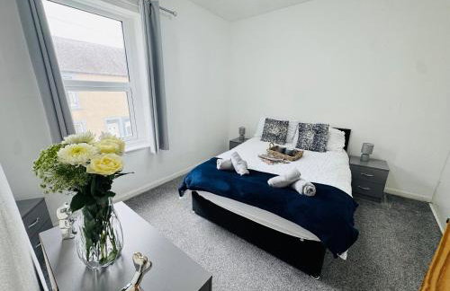 Bolton Terrace - 2 Bedrooms - Sleeps 4 - Photo 8