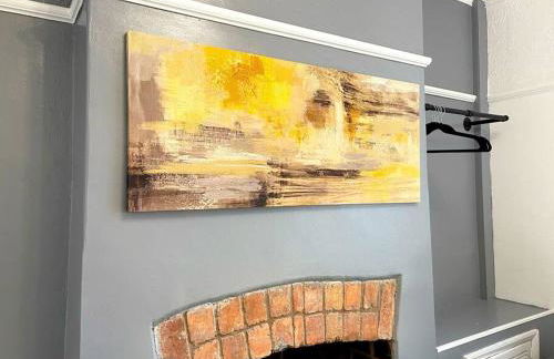 Cliff House By RMR Accommodations - NEW - Sleeps 8 - Modern - Parking - Foto 47