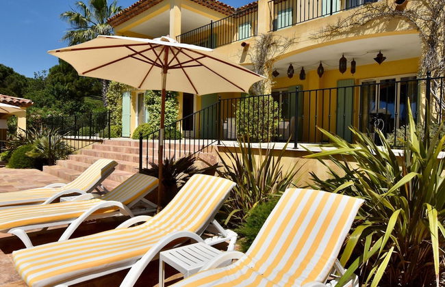 Luxury Villa With Private Pool - Photo 24