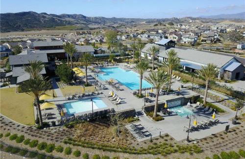 Dreamy Bloom Enclave Irivne LA RMV - Photo 40