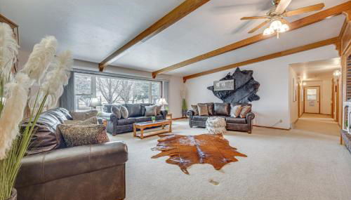 Stunning Calhan Home with Indoor Pool! - Foto 4