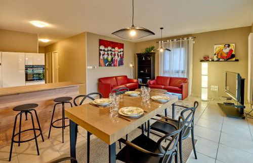 Le Manou, Appartement neuf avec terrasse, parking sous-terrain & ascenseur by PRIMO C0NCIERGERIE - Foto 12