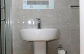 Luxury 4 Bed 3 bath 6 mins from City Renter - Foto 24