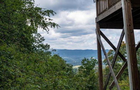 Overlook Cabin Hot Tub, Amazing Views, Fireplace - Foto 36