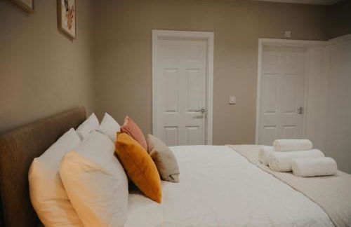 Modern Flat l Molineux 5 Min l Smart TV l WiFi l Free Parking - Foto 12