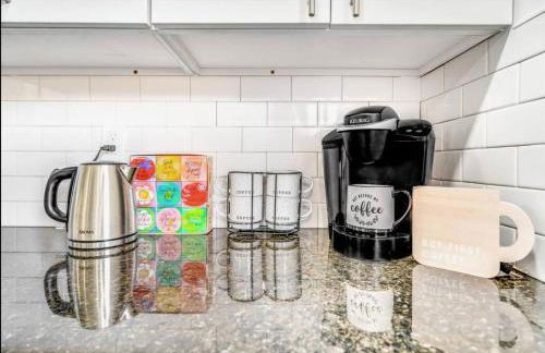 3BR Near Peanut Island | Events, Grill & Games - Foto 52