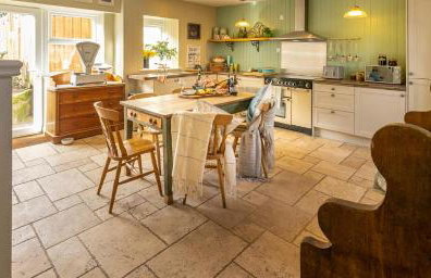 Church Cottage by Coast & Country Stays - Foto 41