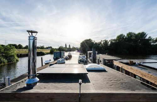 Tolles Tiny-Hausboot Marianne mit Dachterrasse - Foto 16