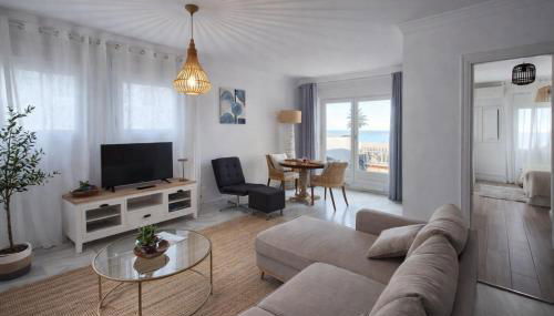 Noctua Estepona Puerto 021 - Photo 3