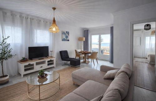 Noctua Estepona Puerto 021 - Photo 3