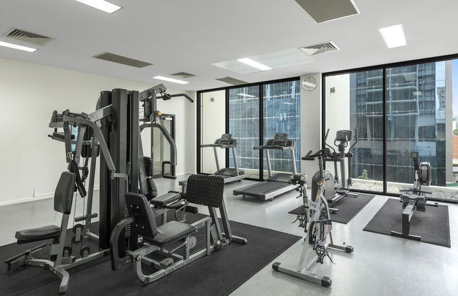 Oaks Brisbane Lexicon Suites - Photo 24