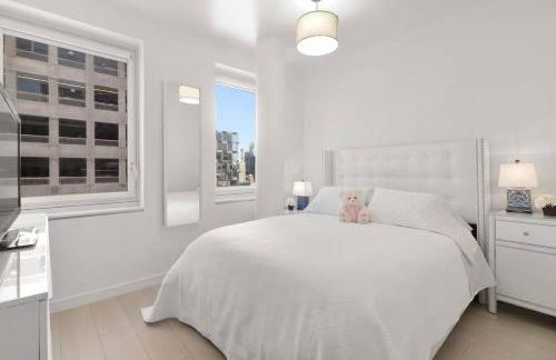 Manhattan Exclusive Apartment Midtown NYC Luxury Penthouse Sleeps 8 - Photo 13