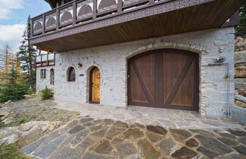 Ski-In Ski-Out Schweitzer Winter Chalet with Hot Tub - Foto 46