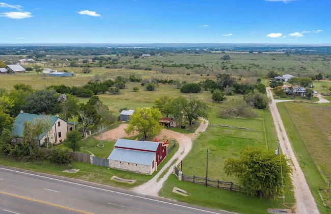 Gorgeous Barn Cabin 10min From Main St! - Foto 40