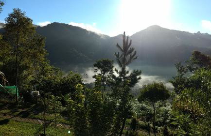 Chalé Pakere Montanha Lumiar - Conforto a mais de 1000 metros de altitude junto a natureza, wifi, piscina, sauna e água de nascente - locação do chalé sem prestação de serviços - Foto 13