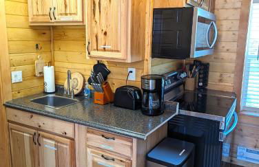 Yellowstone's Treasure Cabins - Foto 82