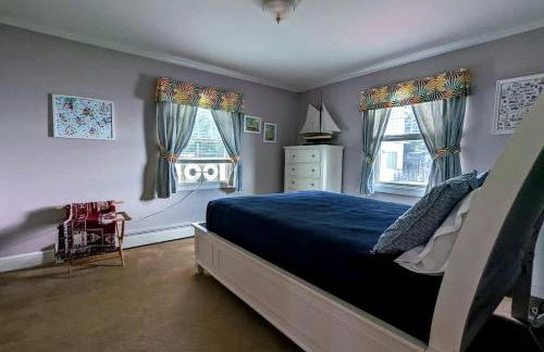 Gorgeous Beach House with Private Beach, Fire Pit & Outdoor Living Near Bar Harbor, Hancock Point Maine - Photo 31