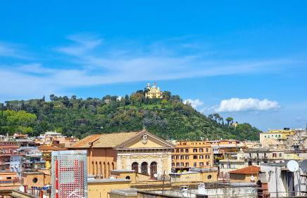 Val's Vatican Wall Apartment - Photo 6