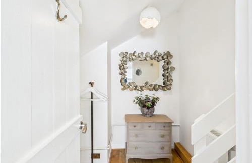 Luxury Beach Stay with Hot Tub - Foto 39