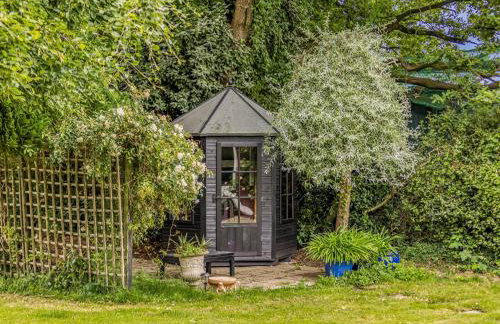 Charming Cottage With Amazing Views - Pass the Keys - Foto 32