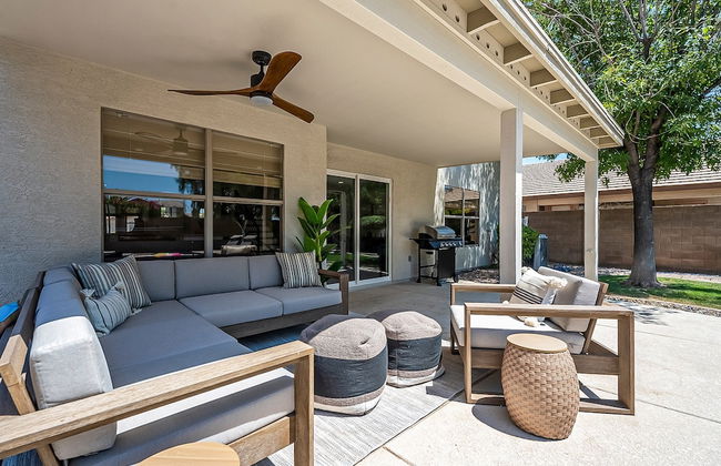 Dos Palmas - Gilbert Poolside Retreat - Photo 3