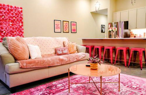 Rose Quartz Suite - NEW 2 bdrm 2 bath - Foto 25