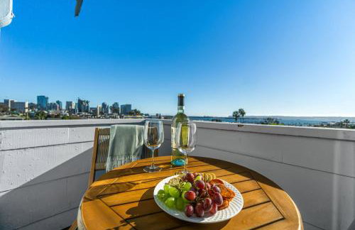 Bankers Hill Hideaway with AC Views and Parking - Foto 3