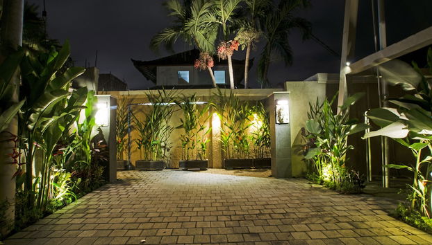 The Oasis Retreat Seminyak - Foto 2, Mostrador de check-in y check-out