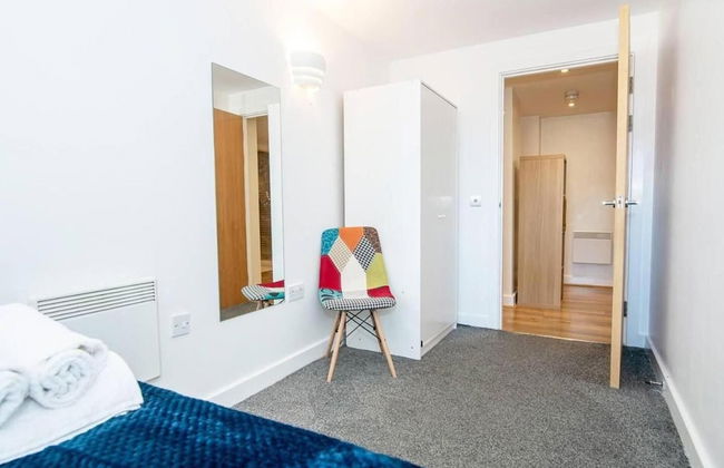 2br-sleeps6-wifi-smarttv-o2academy-ws87 - Foto 2