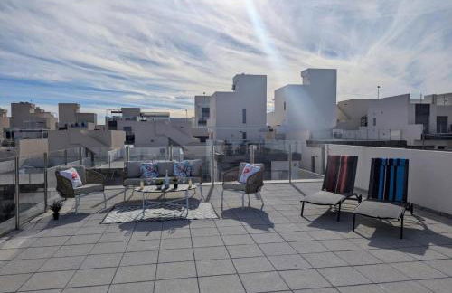 Fee4Me Villa, Pool, Roofterrace & Relax - Foto 40