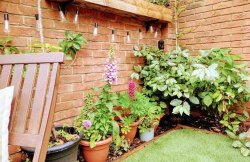 TAIL END: Bijoux Broads & Beach Base! Now with TV! - Photo 34