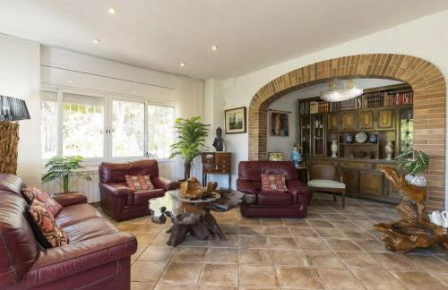 Catalunya Casas Superb Traditional Elegance walking distance to beach - Foto 3