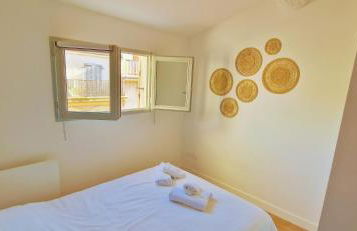 Terrasse - Hyper centre - 2 chambres - Parking gratuit - Calme & lumineux - Arrivée autonome - Foto 13