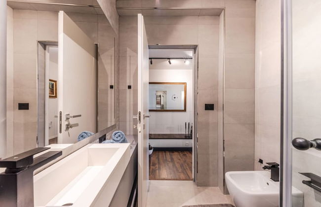 Luxury Living in Shkoder s Historic Heart - Photo 43